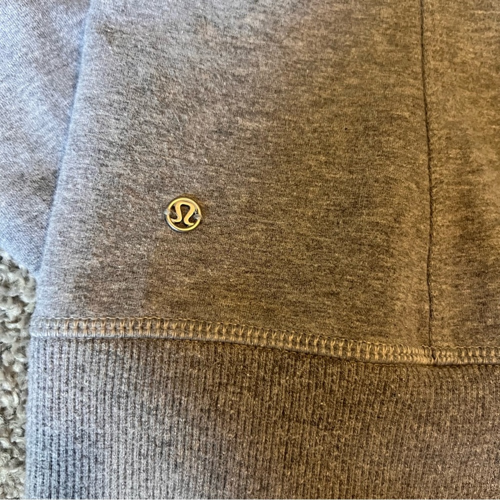 Lululemon Jacket - Picture 6 of 6